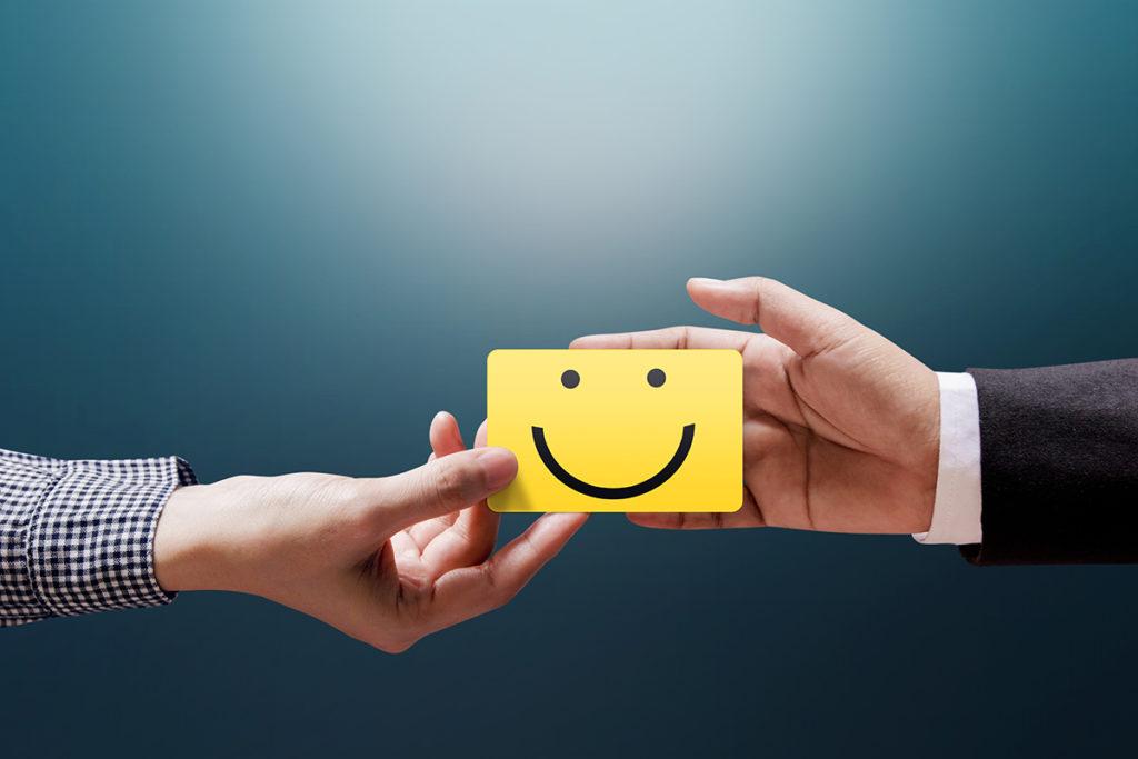 satisfaction-client-carte-smiley